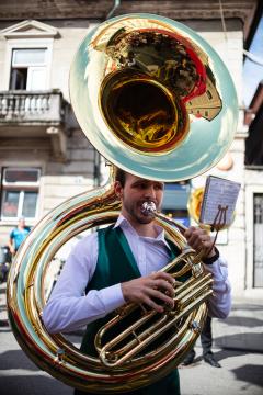 S soncem obsijan drugi festivalski dan 50. Dnevov narodnih noš in oblačilne dediščine v Kamniku (8)
